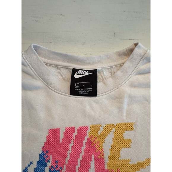 Nike Woman’s L Cross Stitch Logo Fleece Crewneck Sweater Cropped - Picture 2 of 6